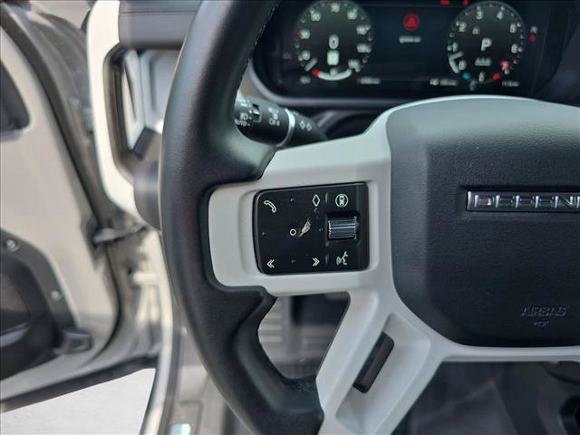 Used 2026 Land Rover Defender 110 X-Dynamic SE AWD/4WD image 17