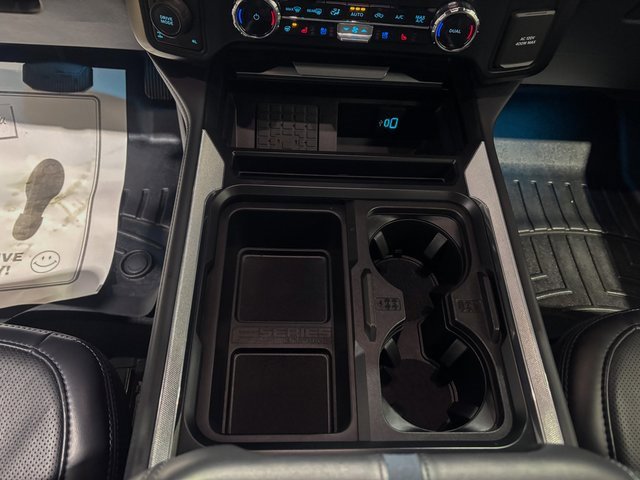 Used 2025 Ford F250 Platinum image 22