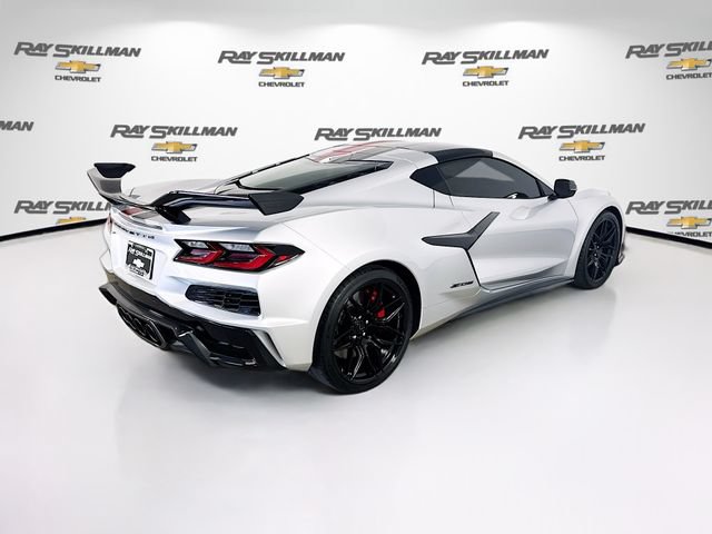 Used 2026 Chevrolet Corvette Z06 RWD image 7