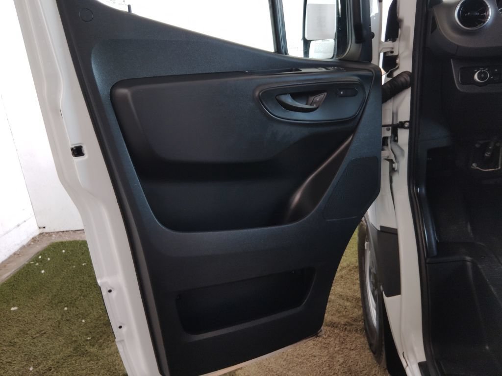 Used 2026 Mercedes-Benz Sprinter 2500 image 19