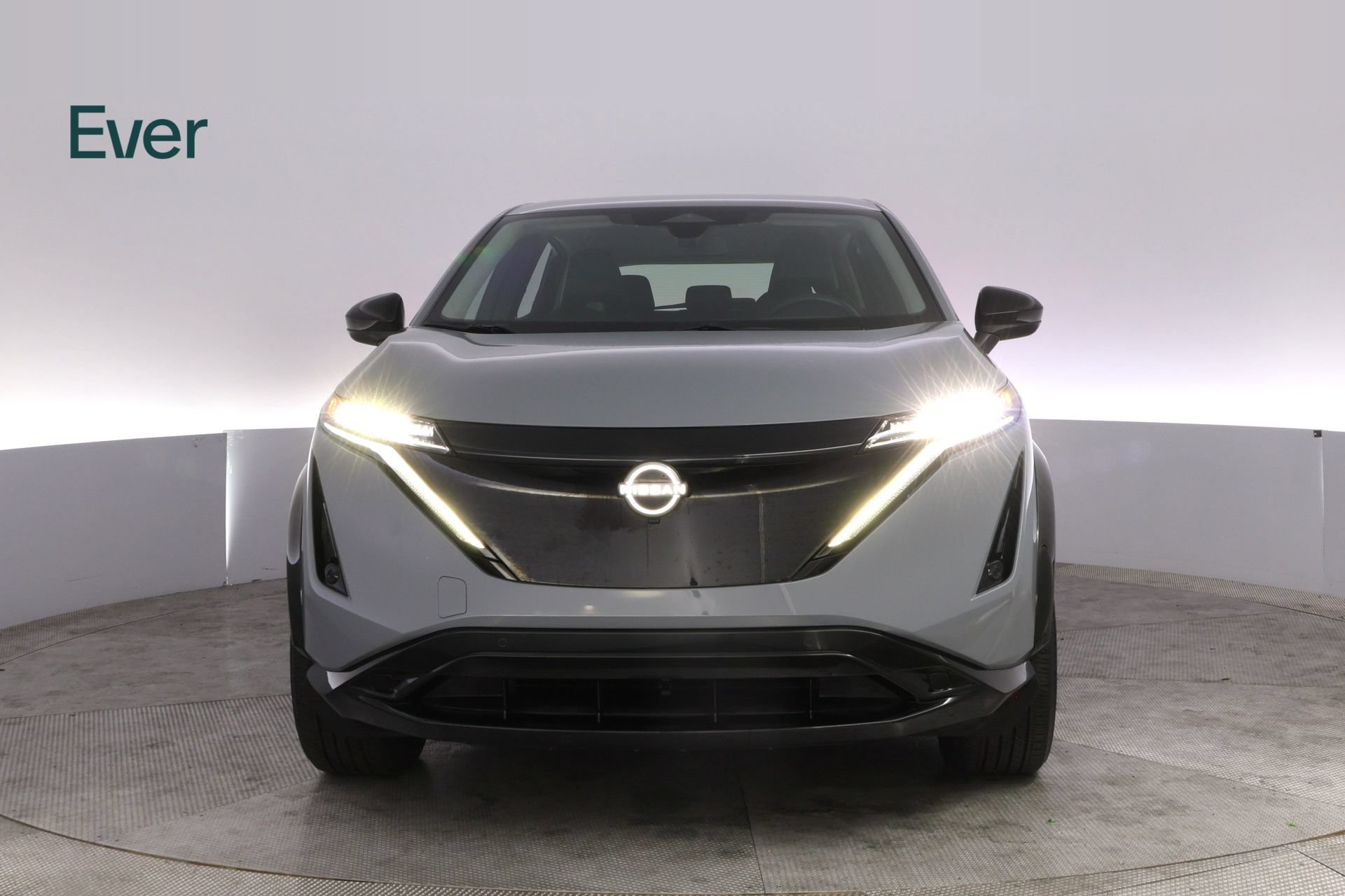Used 2024 Nissan Ariya AWD image 12
