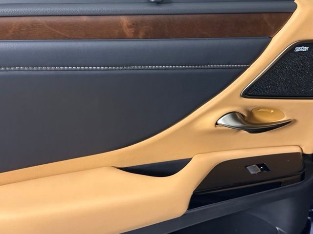 New 2025 Lexus ES 350 Ultra Luxury image 20
