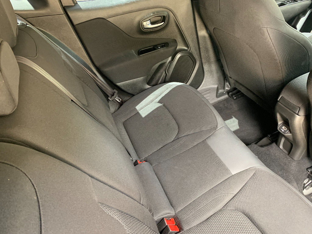 Used 2021 Jeep Renegade Latitude AWD/4WD image 25