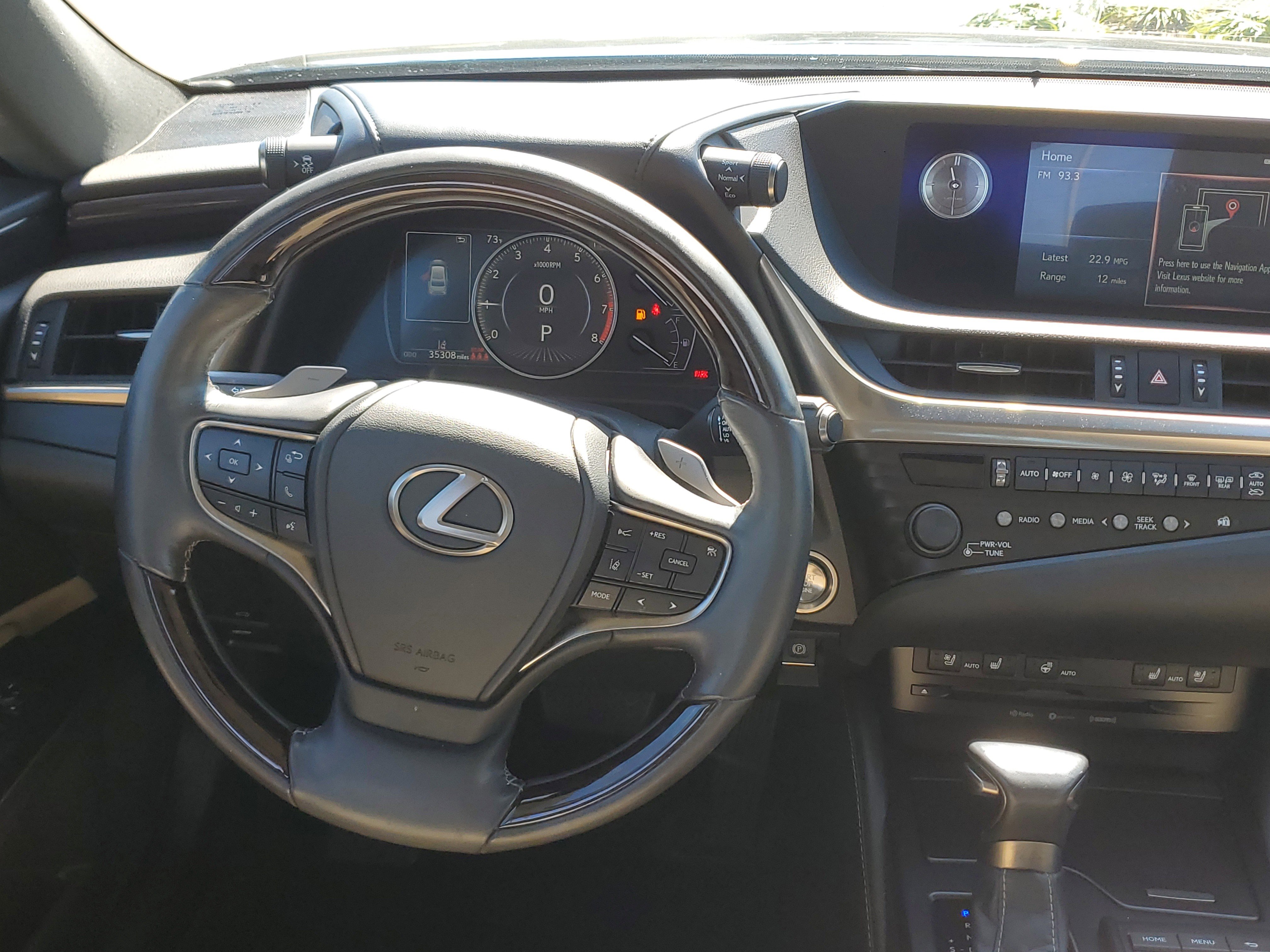 Used 2019 Lexus ES 350 w/ Premium Package image 17
