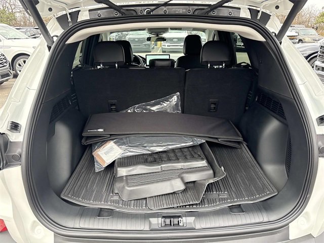 New 2026 Ford Escape SE image 12