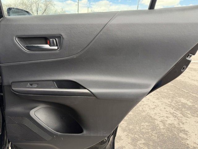Used 2023 Toyota Venza XLE image 12