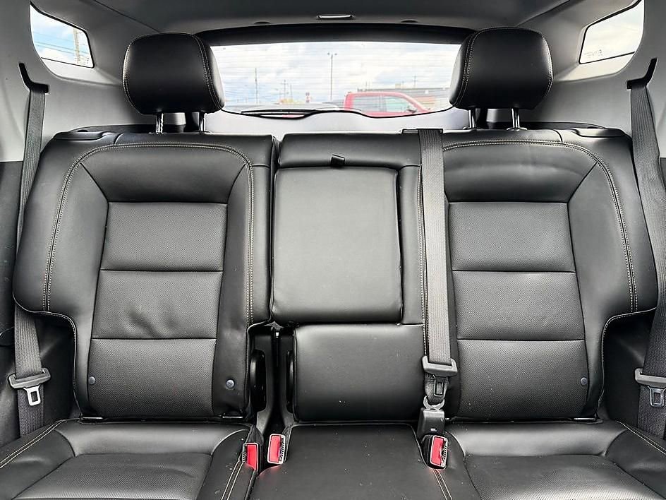 Used 2021 GMC Terrain SLT w/ Elevation Edition AWD/4WD image 13