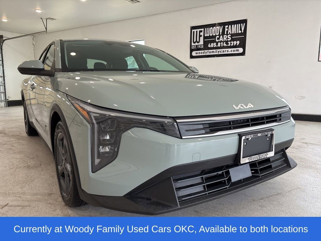 Used 2026 Kia K4 LXS image 1