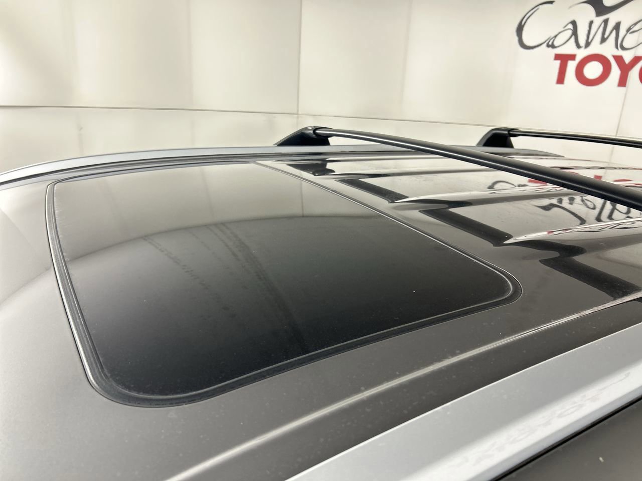 Used 2025 Toyota Highlander XLE image 11