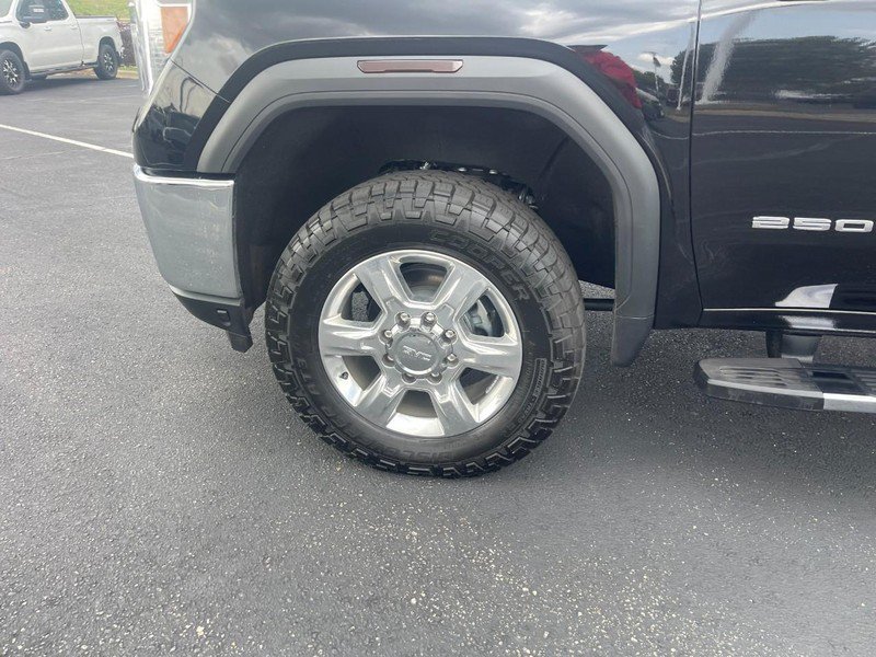 Used 2022 GMC Sierra 2500 SLE w/ SLE Value Package; AWD/4WD image 7
