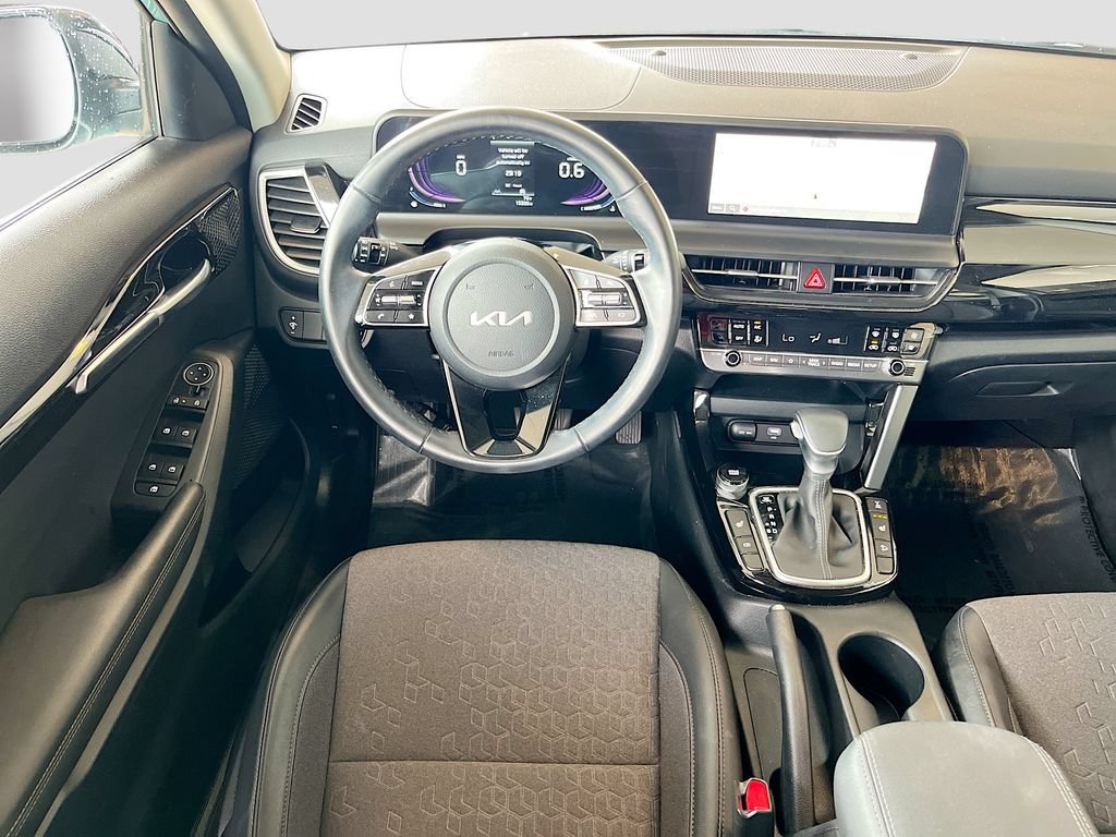 Used 2025 Kia Seltos S AWD/4WD image 22