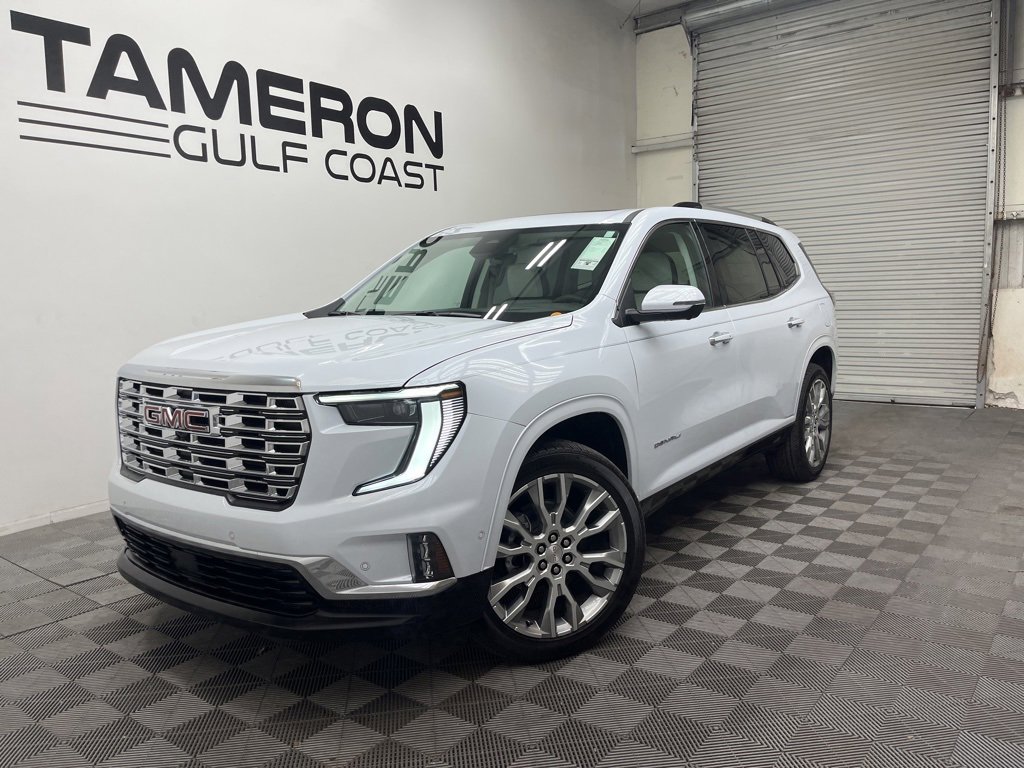 New 2026 GMC Acadia Denali w/ Super Cruise Package