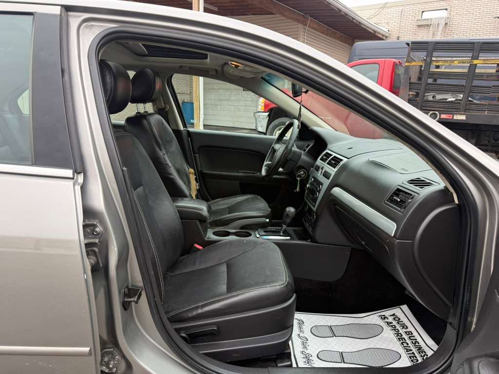 Used 2008 Mercury Milan Premier image 25