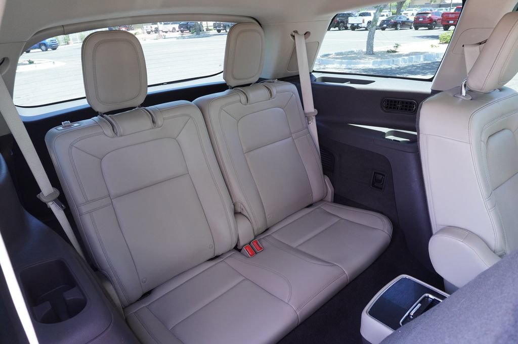 Used 2021 Lincoln Aviator Reserve w/ Equipment Group 202A AWD/4WD image 10