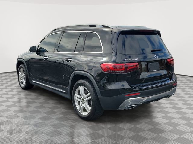 Used 2022 Mercedes-Benz GLB 250 4MATIC image 4