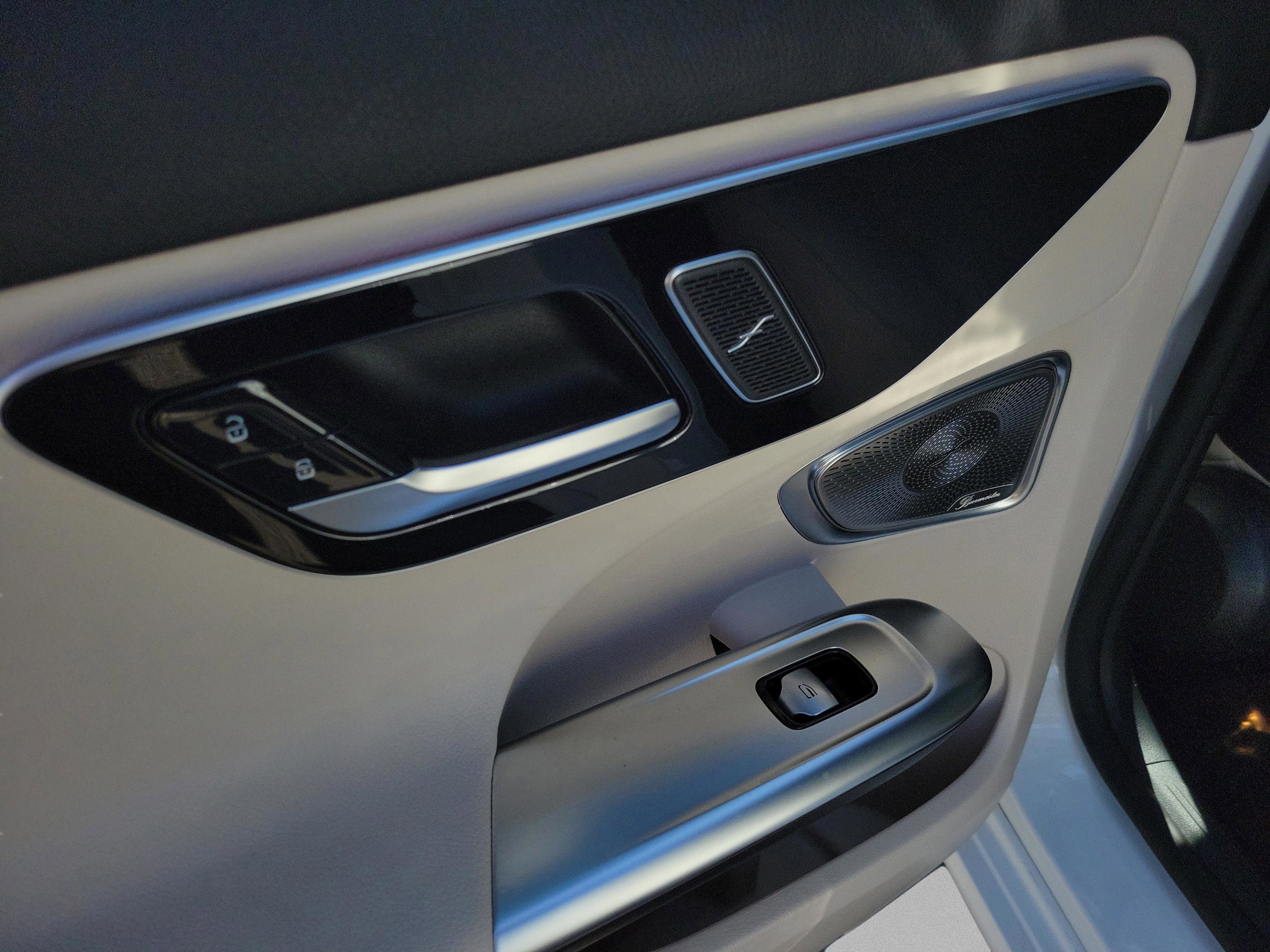 Certified 2023 Mercedes-Benz C 300 Sedan image 7