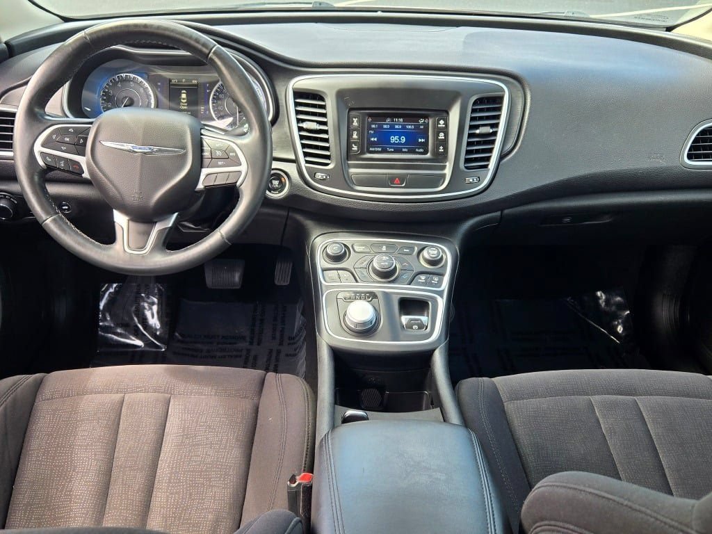 Used 2015 Chrysler 200 Limited w/ Convenience Group FWD image 16