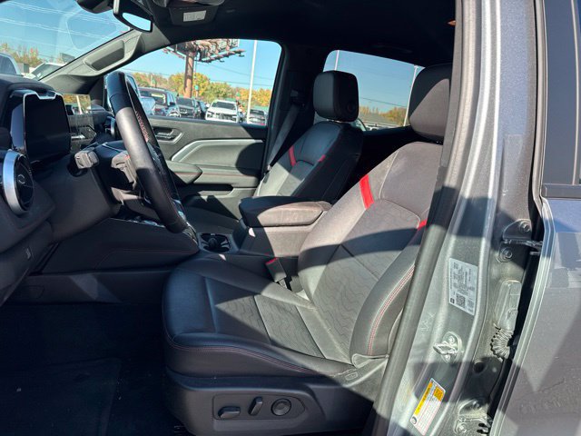 Used 2023 Chevrolet Colorado Z71 w/ Z71 Convenience Package 2 AWD/4WD image 13