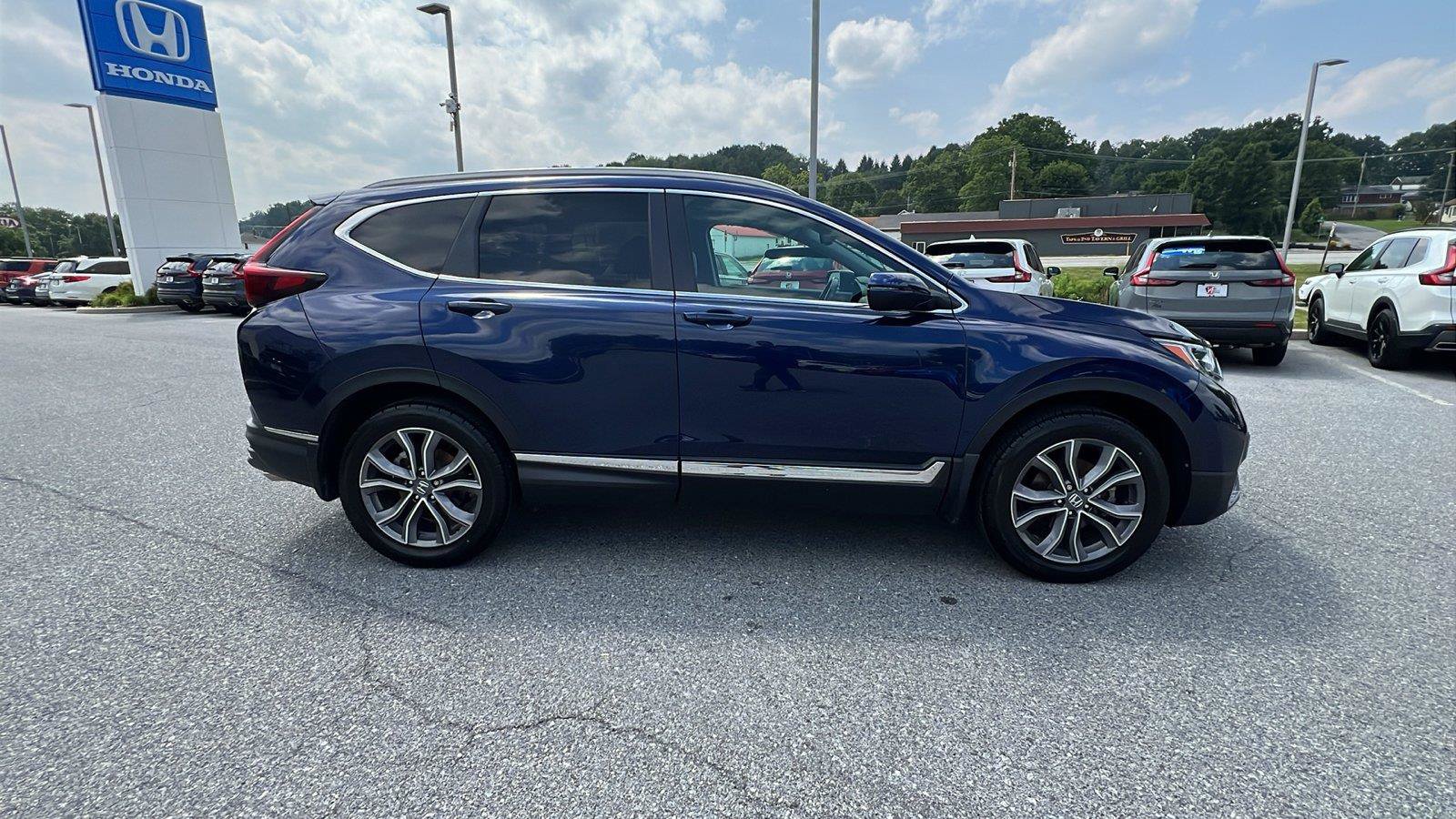 Used 2020 Honda CR-V Touring image 3