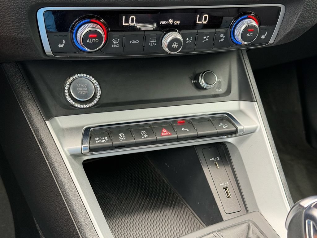 Used 2019 Audi Q3 2.0T Premium w/ Convenience Package AWD/4WD image 27