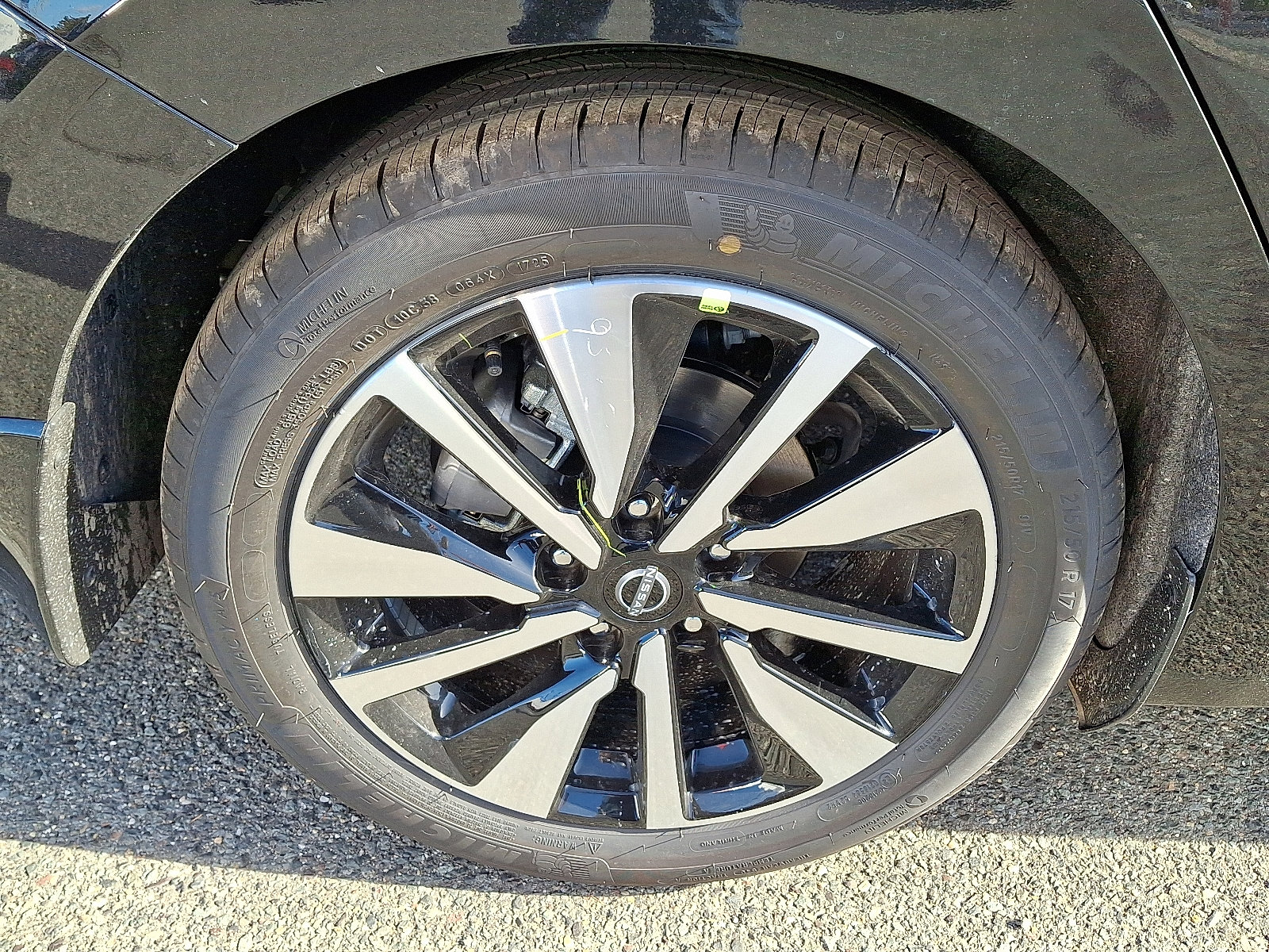 New 2025 Nissan Sentra SV w/ SV Premium Package image 5