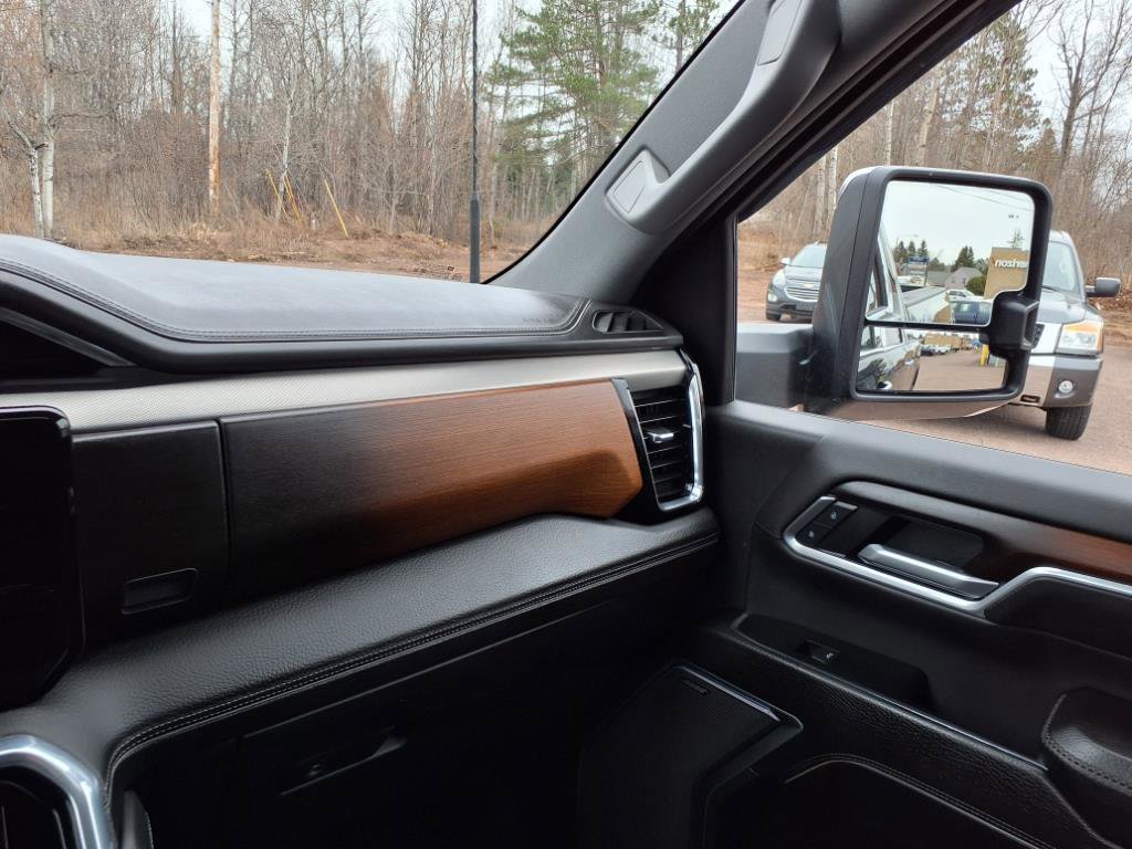 Used 2025 GMC Sierra 2500 Denali w/ Denali Reserve Package image 18