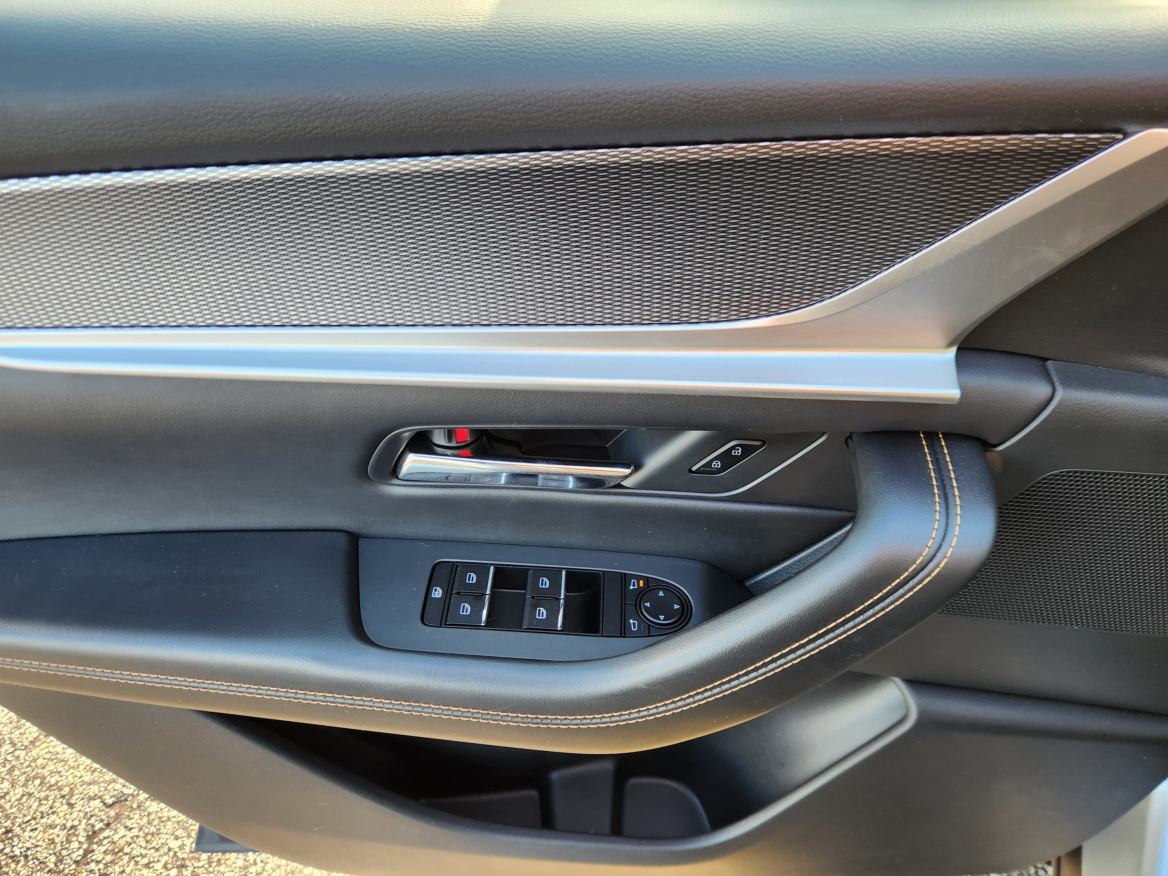 Certified 2024 MAZDA CX-90 Plug-In Hybrid w/ Premium Pkg image 19