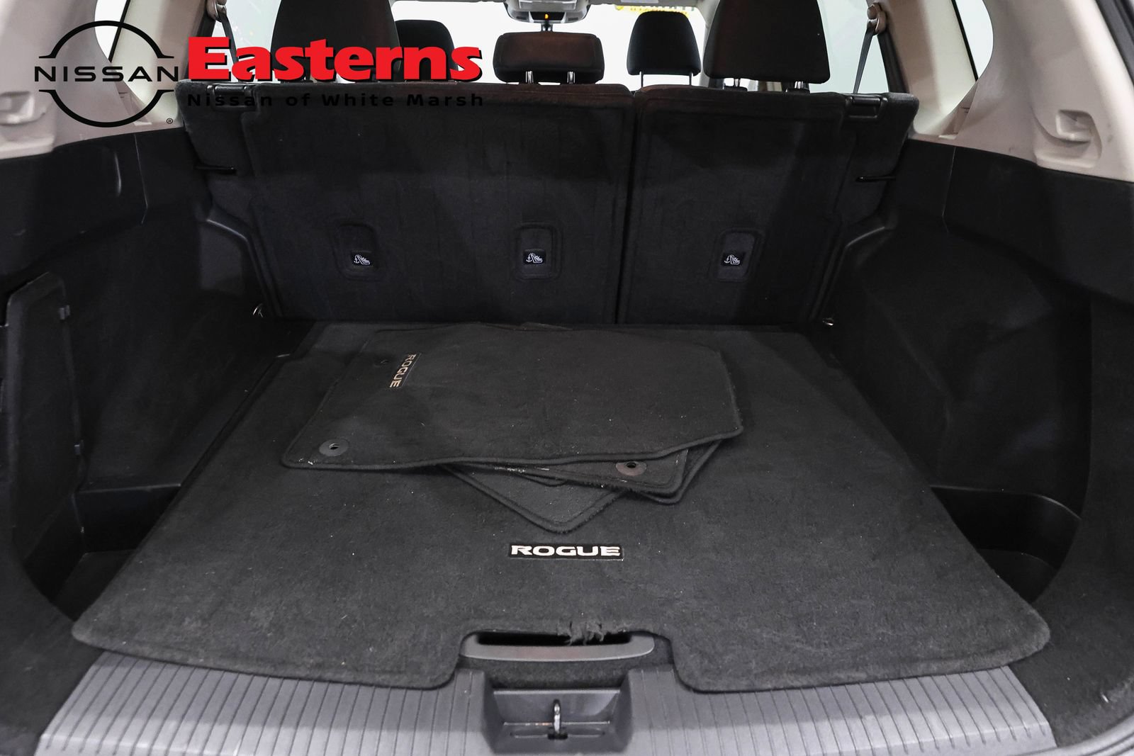 Used 2023 Nissan Rogue SV AWD/4WD image 9