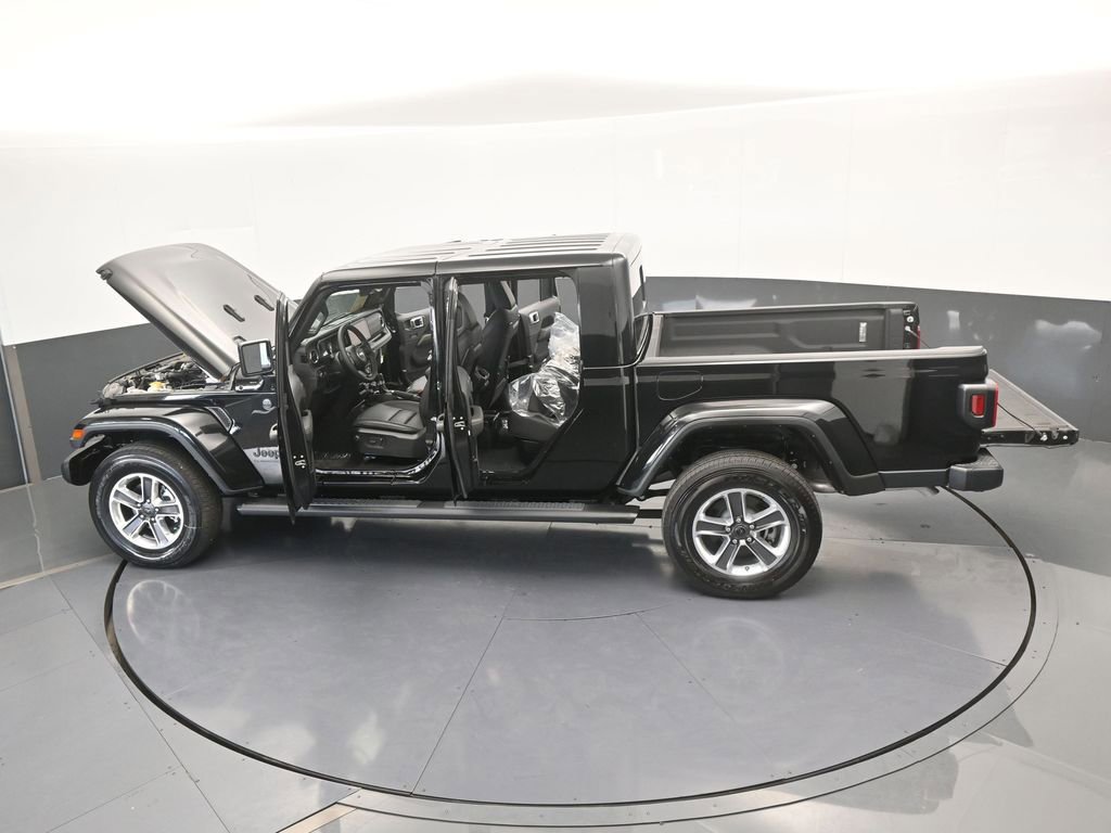 Used 2024 Jeep Gladiator Sport w/ Premium Package image 67
