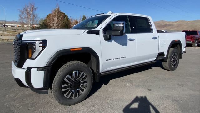 New 2026 GMC Sierra 2500 Denali Ultimate AWD/4WD image 4