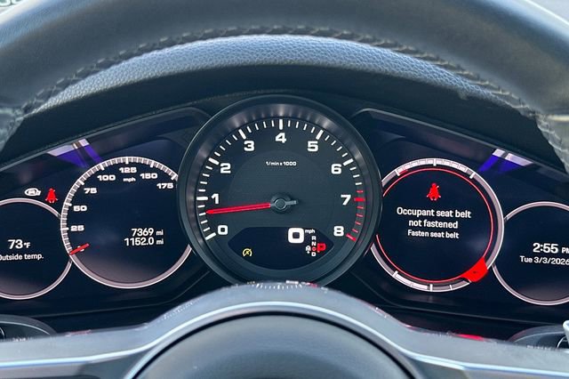 Used 2022 Porsche Cayenne Platinum Edition image 23