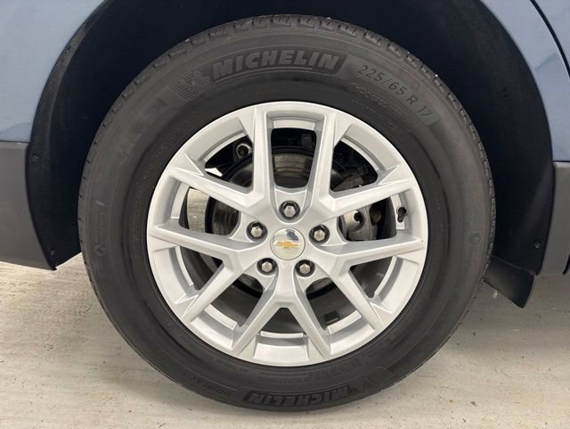 Used 2024 Chevrolet Equinox LT FWD image 32