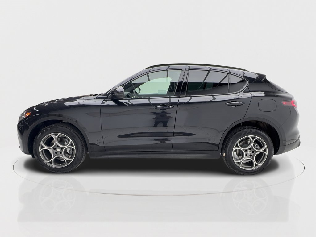 New 2025 Alfa Romeo Stelvio Sprint w/ Convenience Package image 7