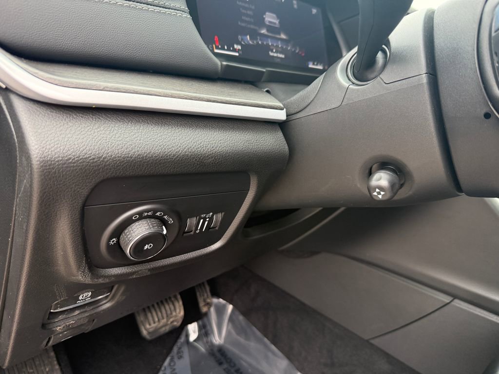 New 2026 Jeep Grand Cherokee L Limited AWD/4WD image 26