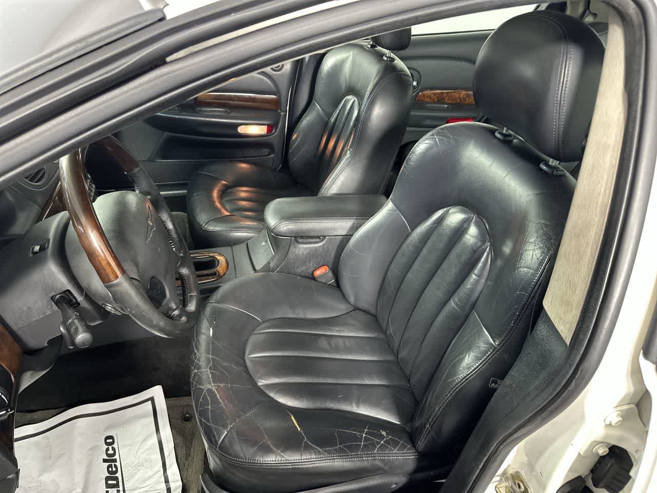 Used 2002 Chrysler Concorde Limited FWD image 13