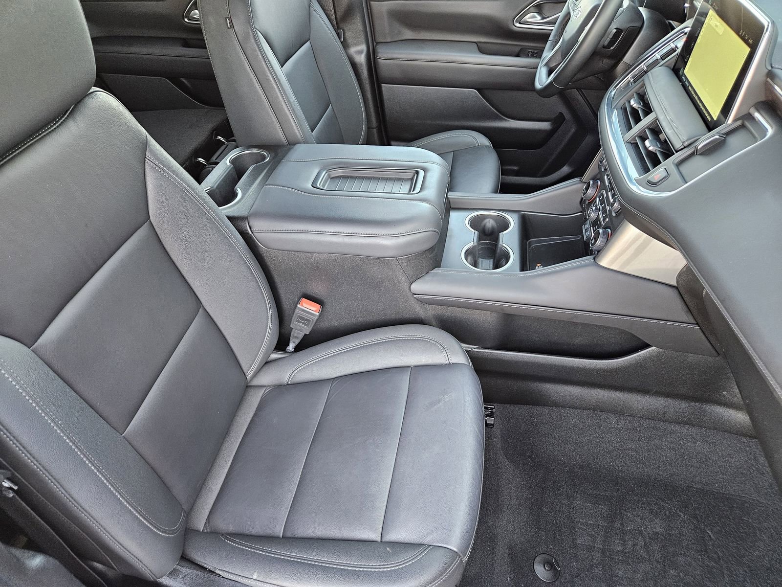 Certified 2024 Chevrolet Tahoe Z71 w/ Luxury Package image 19