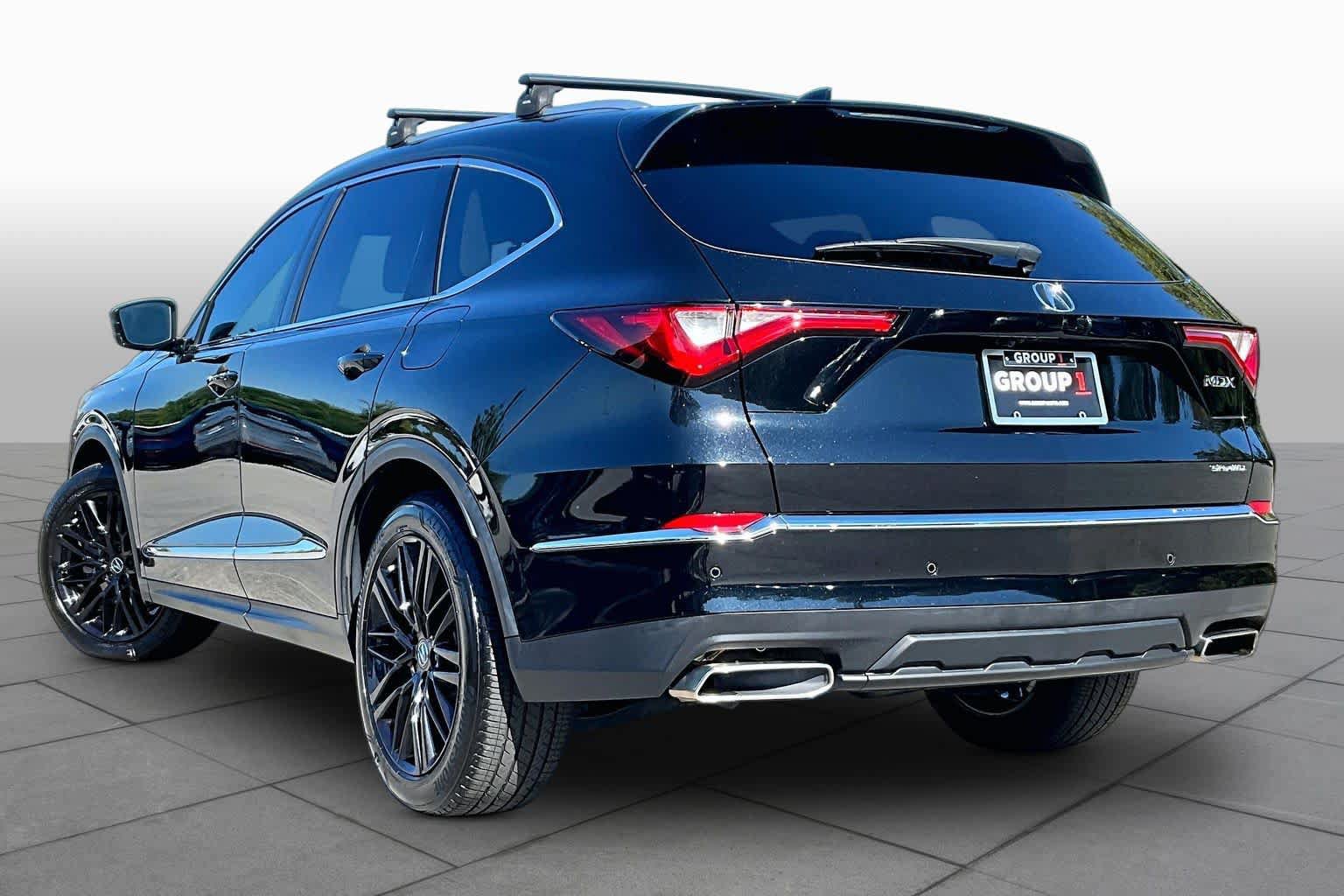 Used 2024 Acura MDX w/ Advance Package AWD/4WD image 11