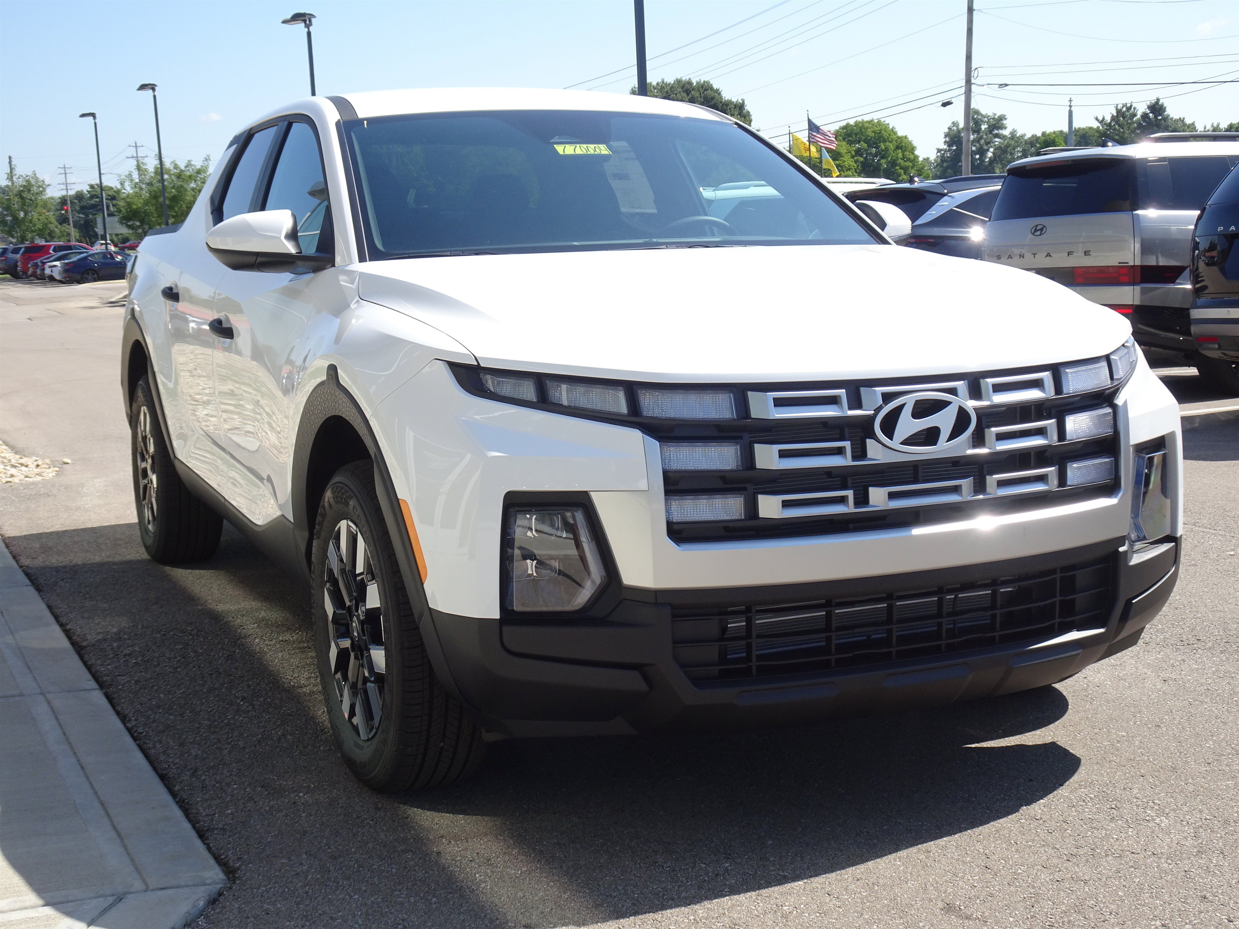 New 2027 Hyundai Santa Cruz SE AWD/4WD image 7