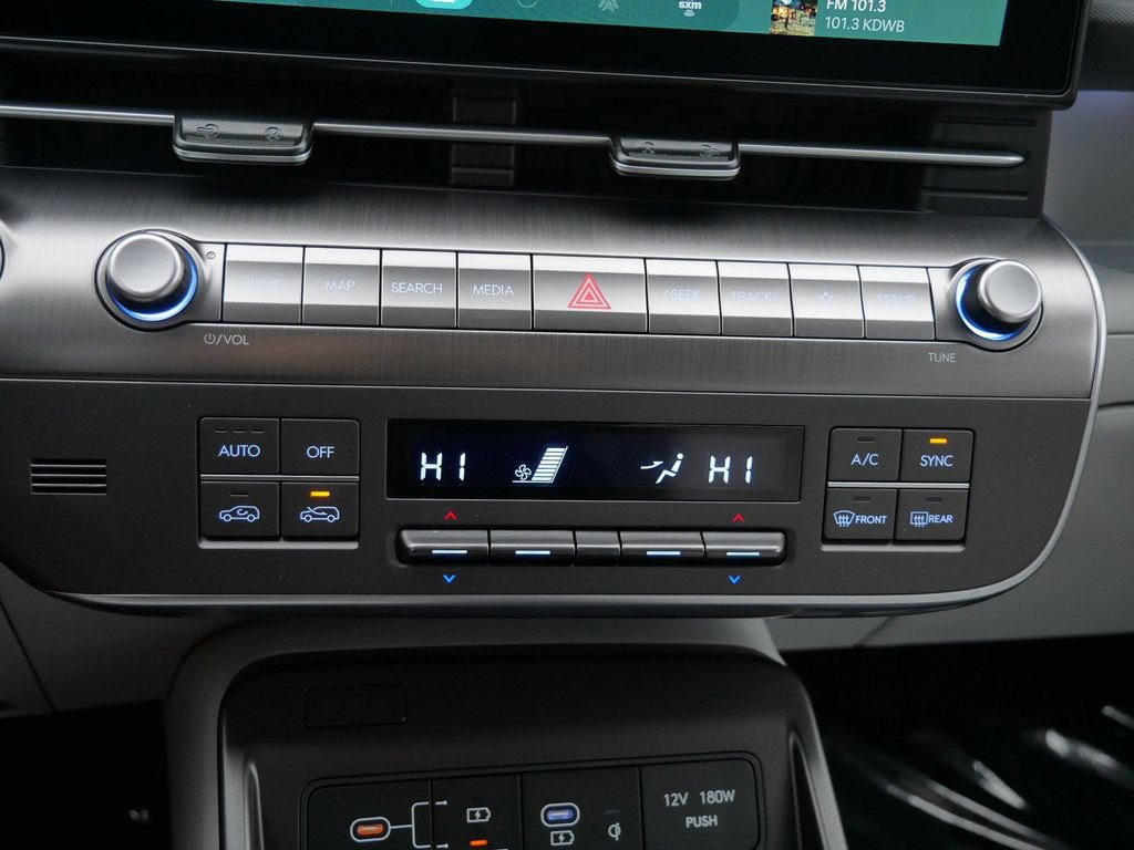 Used 2026 Hyundai Kona SEL Premium AWD/4WD image 20