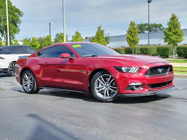 Used 2015 Ford Mustang GT Premium RWD image 25