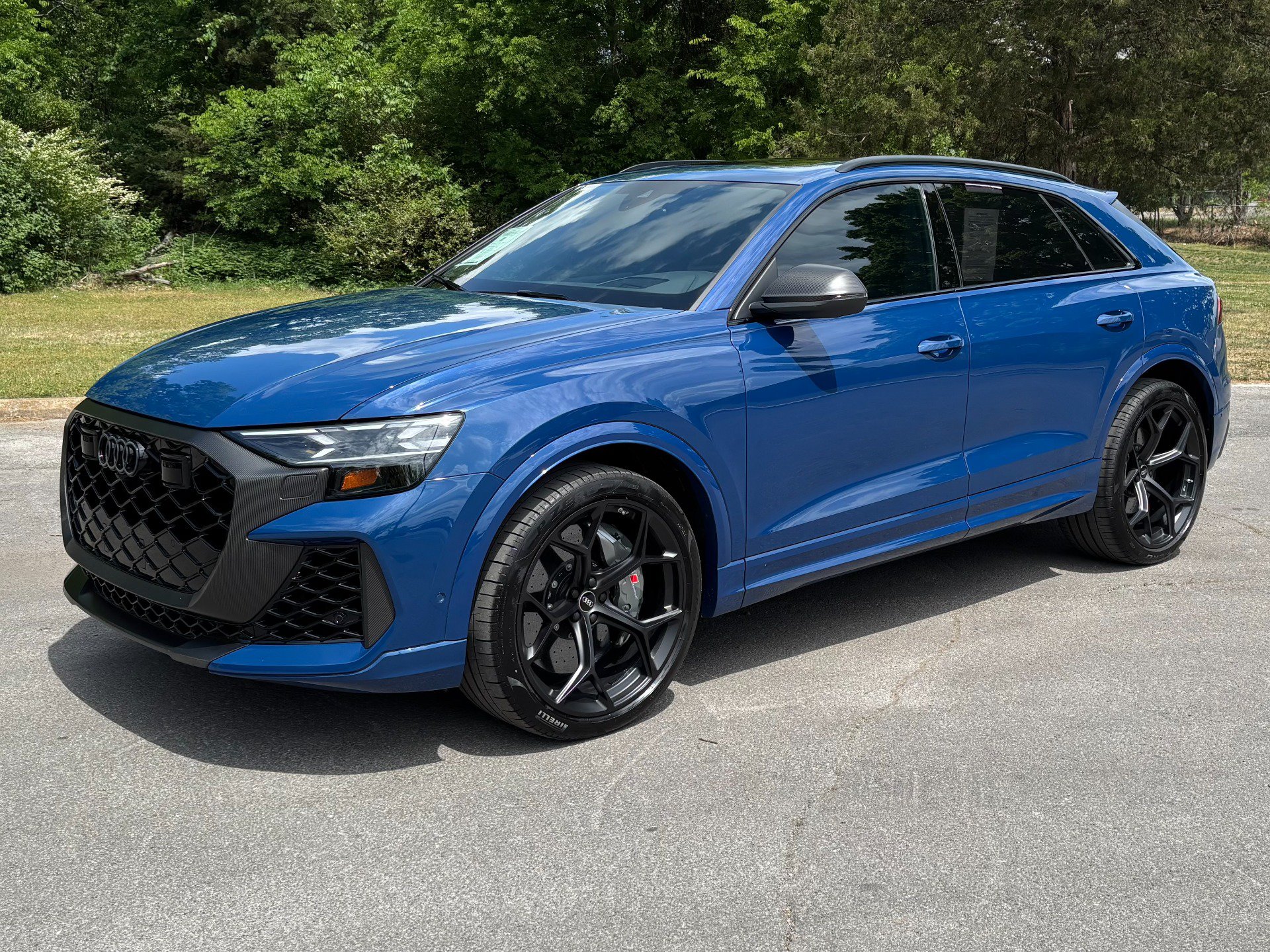 Used 2025 Audi RS Q8 performance AWD/4WD image 2