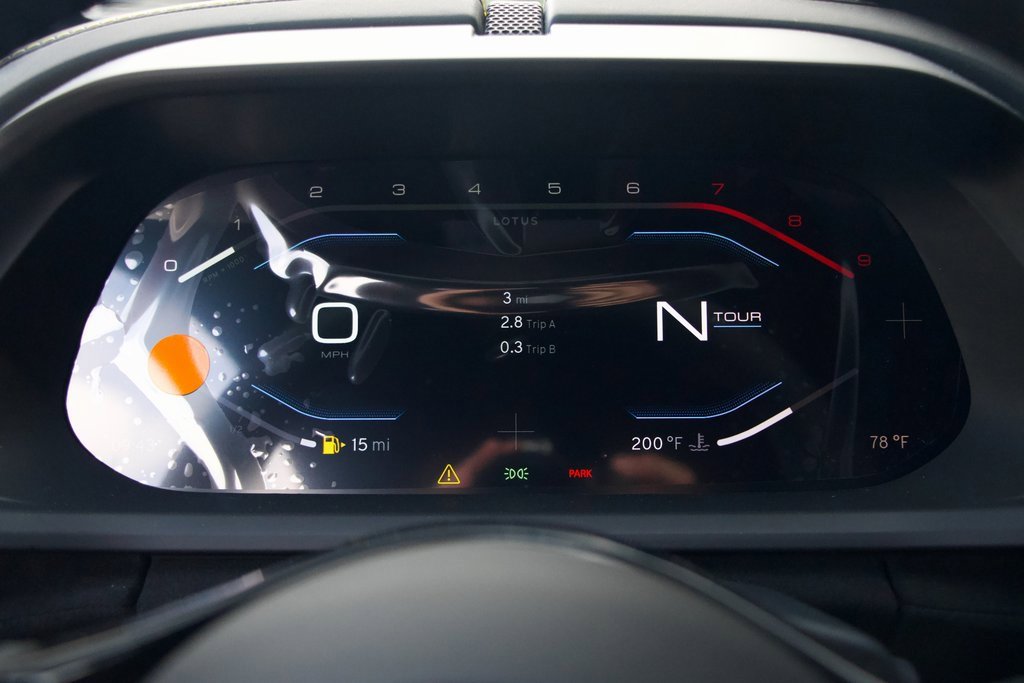 Used 2025 Lotus Emira image 15