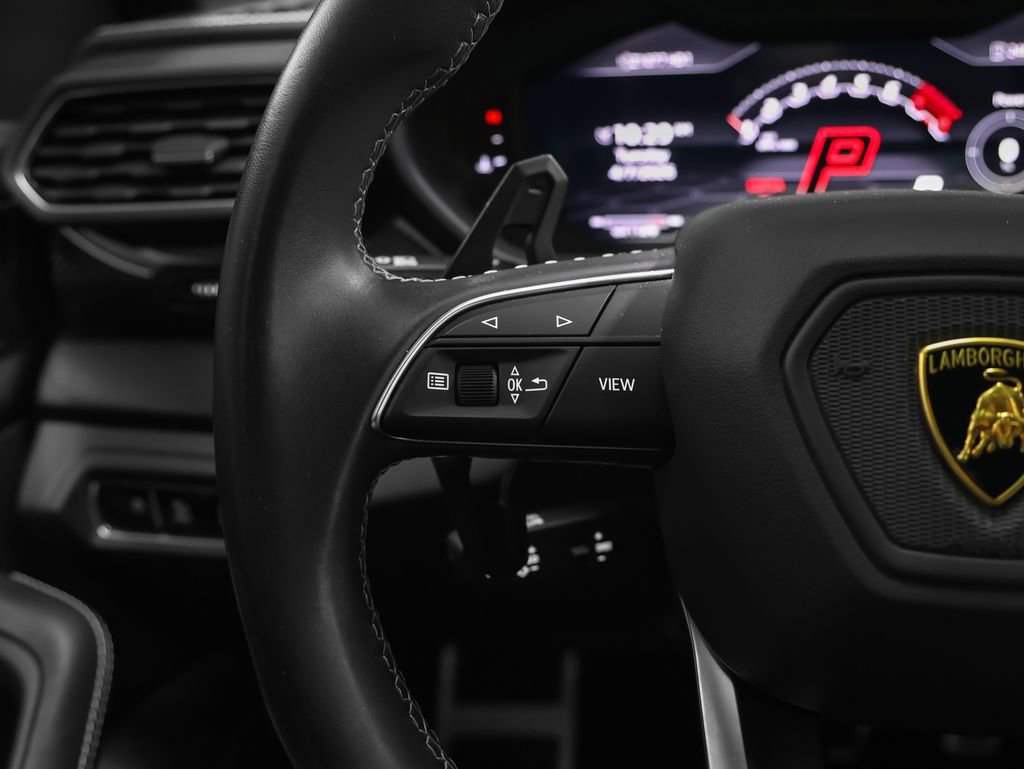 Used 2022 Lamborghini Urus image 48
