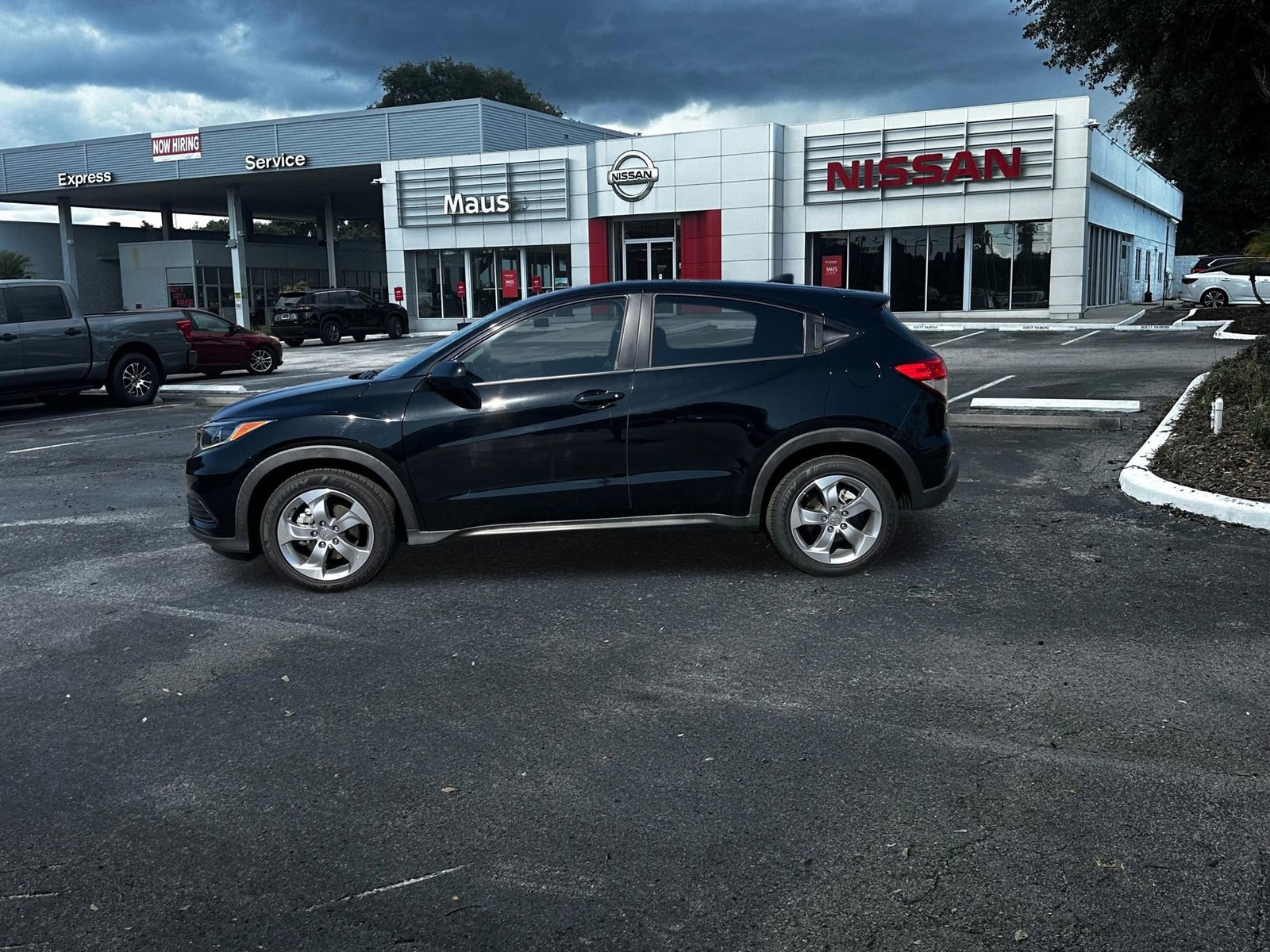Used 2022 Honda HR-V LX image 12