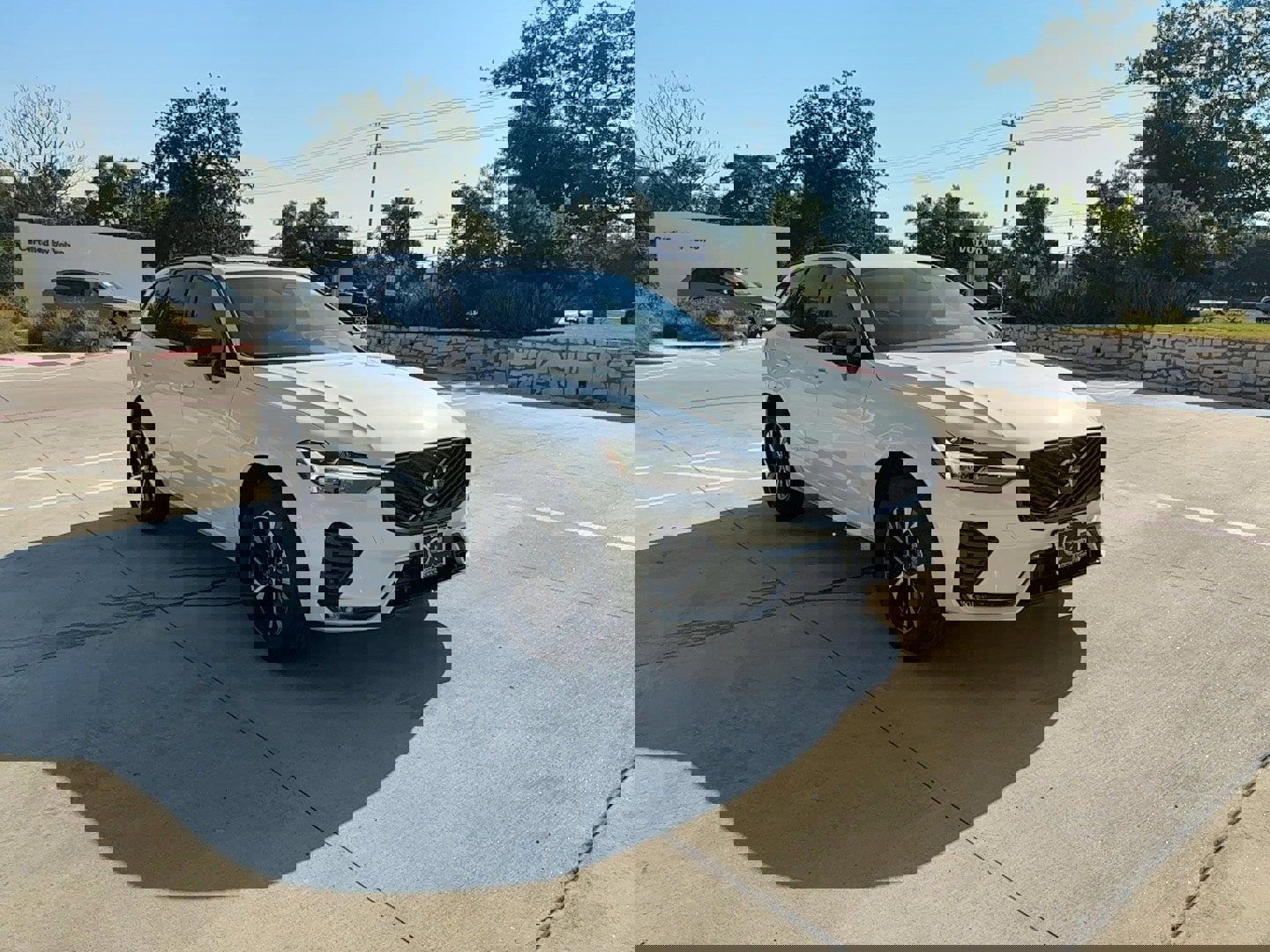 Used 2026 Volvo XC60 B5 Core w/ Protection Package Premier image 8