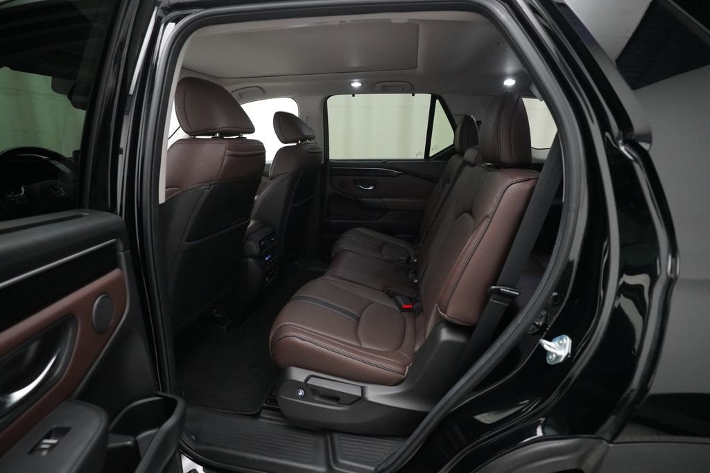 Certified 2024 Honda Pilot Elite image 16