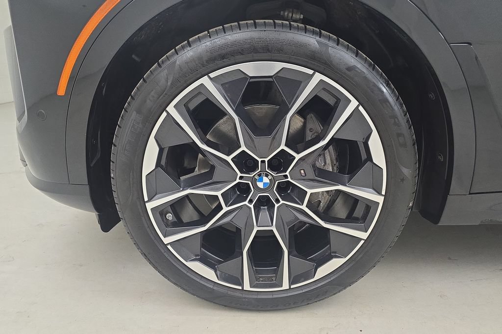 Certified 2025 BMW X7 xDrive40i w/ Executive Package AWD/4WD image 11