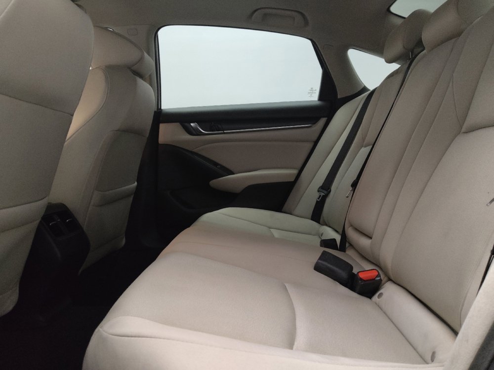 Used 2019 Honda Accord EX image 18