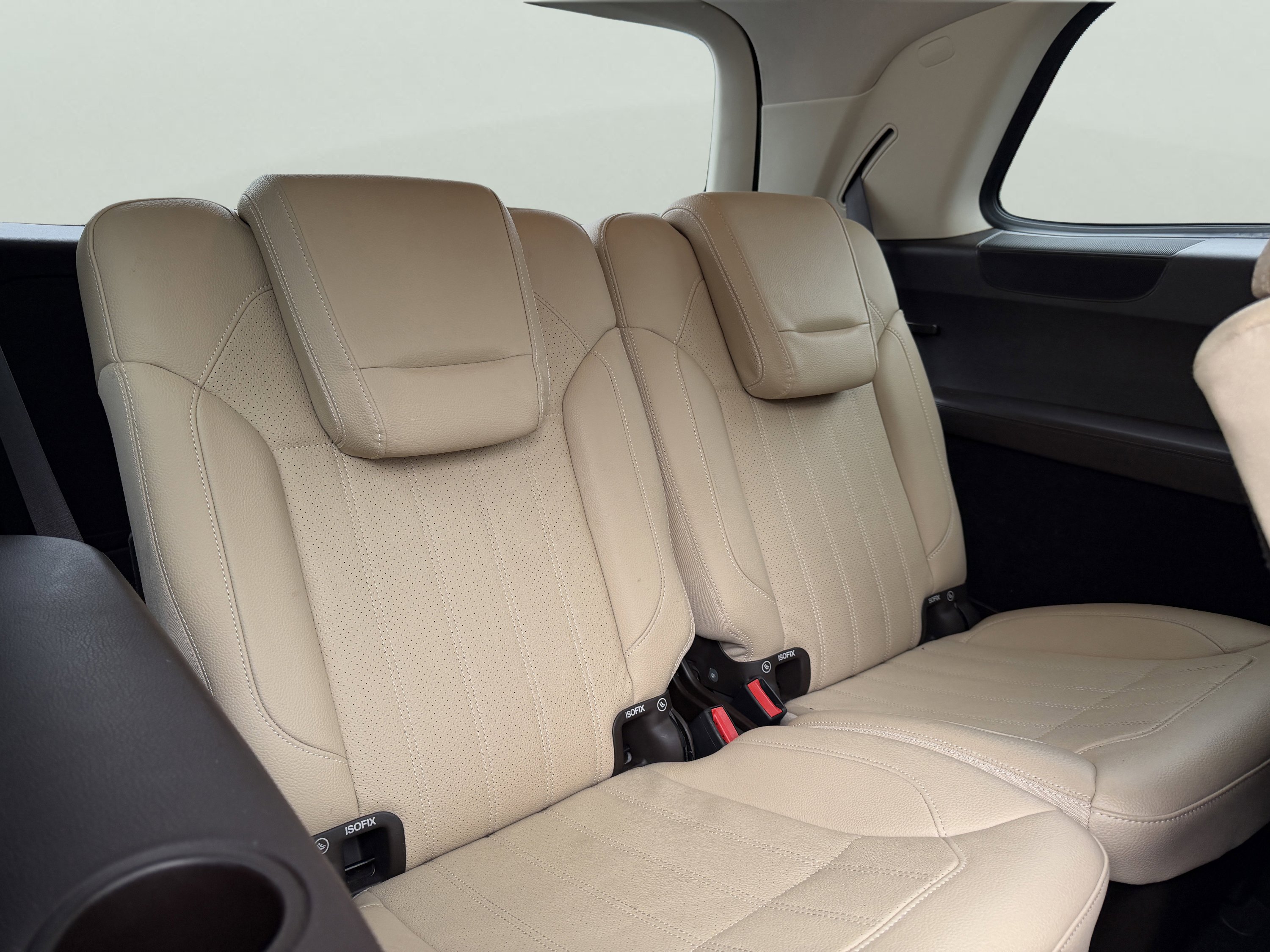 Used 2018 Mercedes-Benz GLS 450 4MATIC w/ Premium Package image 38