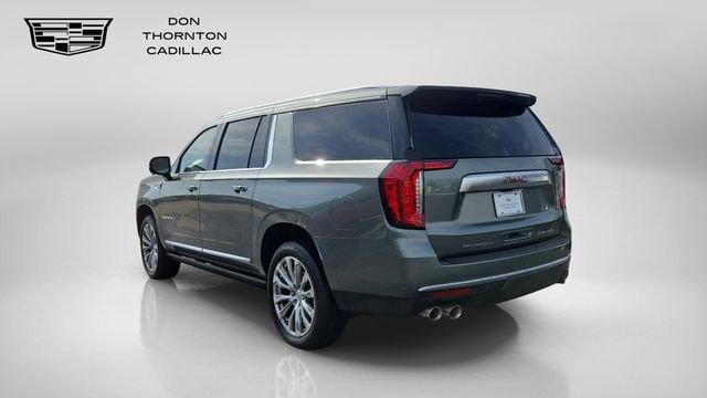 Used 2024 GMC Yukon XL Denali AWD/4WD image 3
